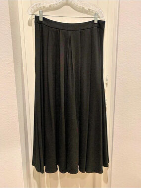 judith & charles Black Pleated Maxi Skirt Size 8 Like New